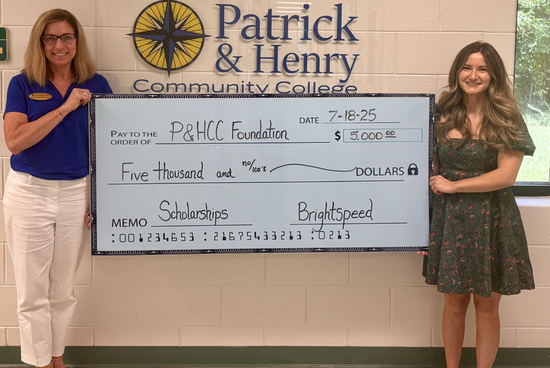 P&HCC’s Tiffani Underwood accepts the Brightspeed Bright Futures Scholarship donation from Brightspeed’s Sabrina Anderson