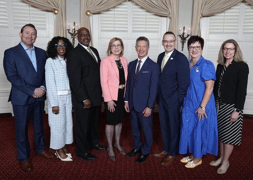 David Ford (Strada Educational Foundation), Tonya Hall (InsideTrack), Kevin Logan (NACCE), Rebecca Corbin (NACCE), Chancellor David Dore, Dr. Greg Hodges, Mrs. Renee Hodges, and Tiffani Underwood celebrate NACCE’s award.